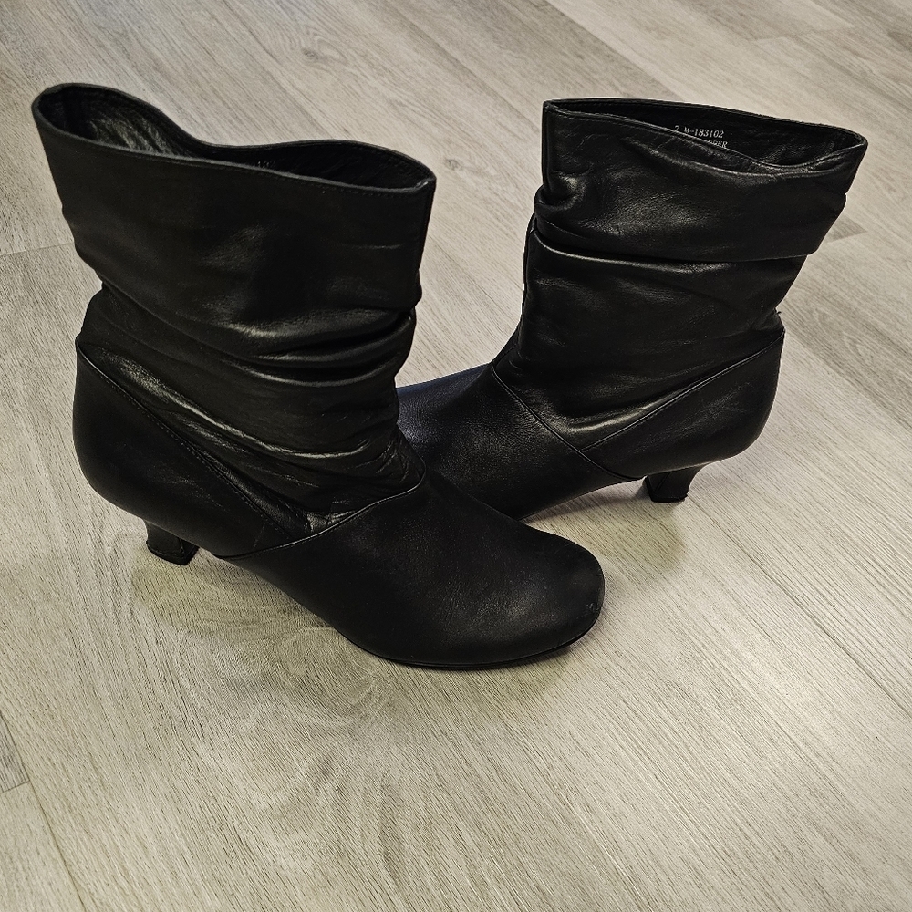Booties - Picture 5 of 12